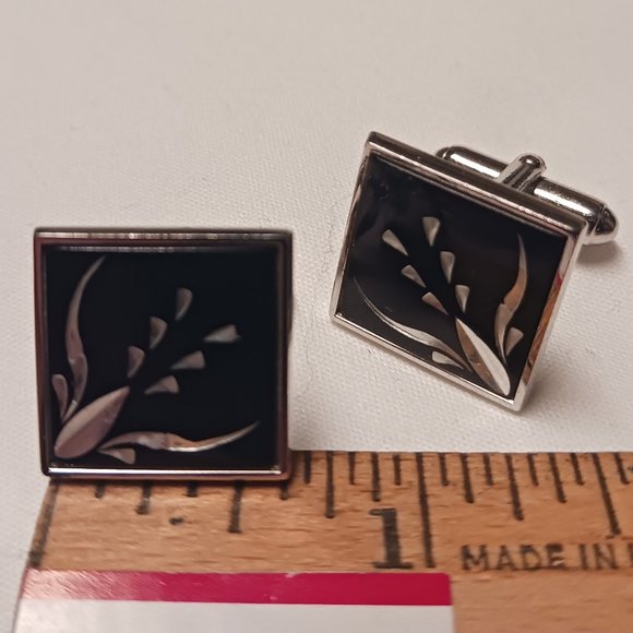 Mens Vintage Anson Cufflinks Silvertone Black Cut Floral Design Pair Cuff Links - Picture 2 of 7